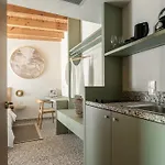 Fos Luxury Apartament *