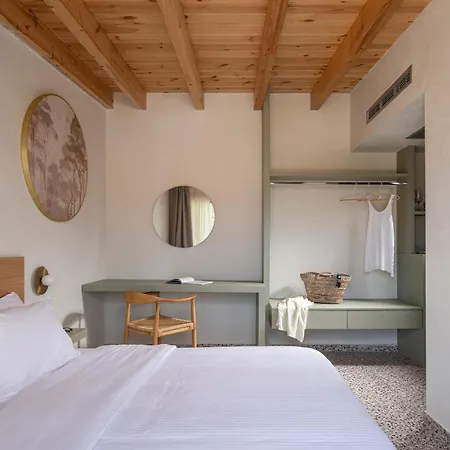 Fos Luxury * Nikíti