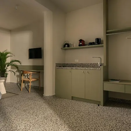 Fos Luxury * Nikíti